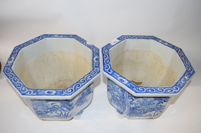 Lot 272 - A pair of Japanese porcelain octagonal shape...