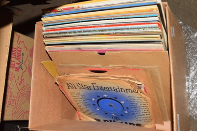 Lot 610 - BOX OF MIXED RECORDS