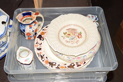 Lot 625 - BOX OF MIXED CERAMICS TO INCLUDE MASONS...