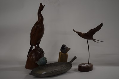 Lot 323 - Collection of bird sculptures including two...