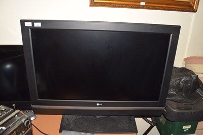 Lot 707 - LG FLAT SCREEN TV