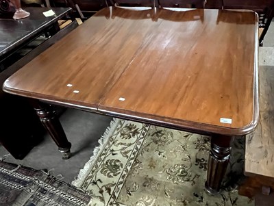 Lot 481 - A large Victorian mahogany extending dining...