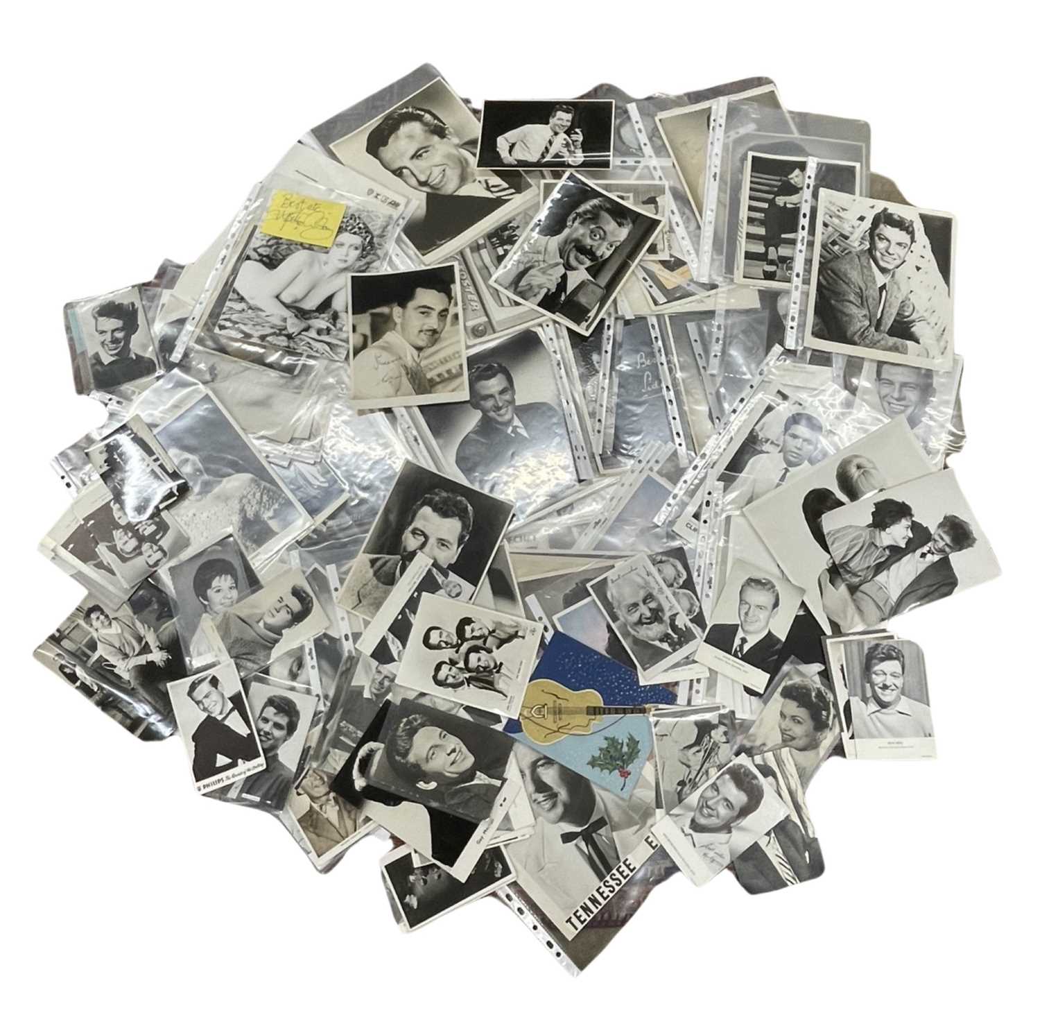 Lot 143 - A large collection of various 50s and 60s...