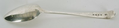 Lot 20 - A George III silver table spoon, Old English...