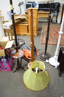 Lot 823 - TURNED WOODEN STANDARD LAMP