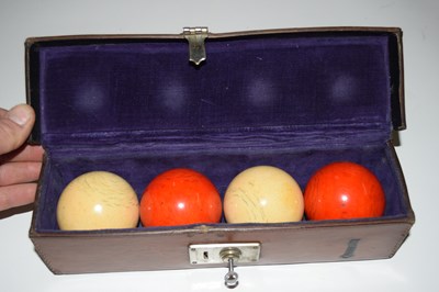 Lot 155 - Set of 'Four ball' billiards, 67mm in size in...