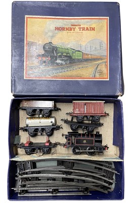 Lot 36 - A boxed 0 gauge Hornby Clockwork Set, No 201...