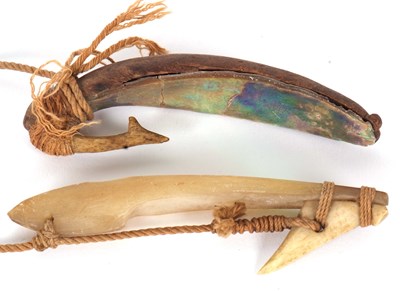 Lot 348 - New Zealand Maori Fishing Lure (Pa KahawaI),...