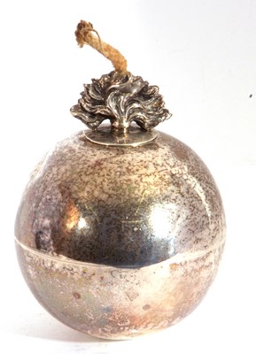 Lot 9 - George V spherical 'grenade' table lighter...