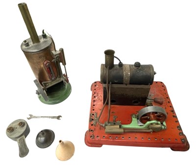 Lot 4 - A MAMOD Steam engine, together with a Burnac...