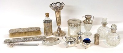 Lot 441 - Mixed Lot: Various silver and silvet mounted...