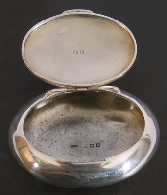 Lot 73 - Edwardian silver pebble tobacco box of typical...