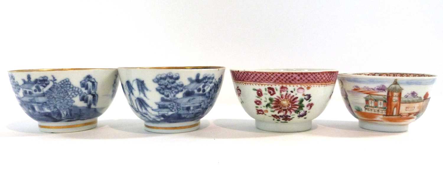 Lot 259 - Group of four Chinese tea bowls, 18th Century,...