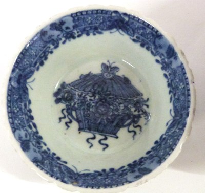 Lot 260 - An 18th Century Chinese porcelain small dish...