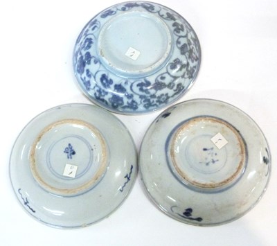 Lot 274 - Group of three Chinese porcelain dishes all...