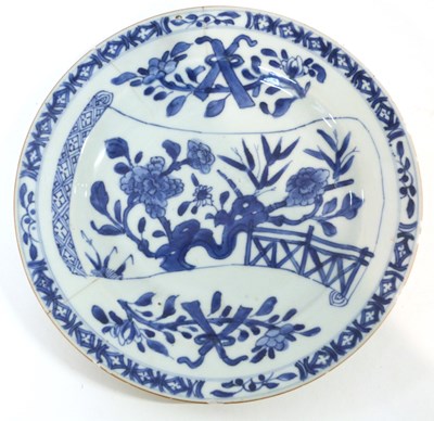 Lot 276 - An 18th Century Chinese porcelain plate with...