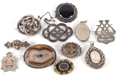 Lot 228 - A quantity of silver and white metal jewellery,...