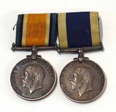 Lot 66 - First world war British medal pair comprising...