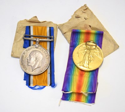 Lot 69 - First World War British medal pair comprising...