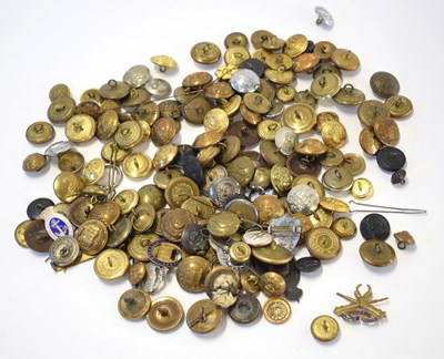 Lot 167 - Large quantity of mixed military buttons to...