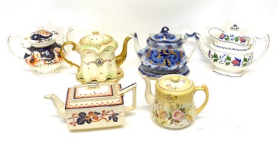 Lot 148 - Group of vintage teapots
