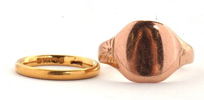 Lot 177 - Two gold rings, to include an 22ct wedding...