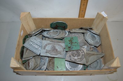 Lot 19 - Collection of various small printing blocks