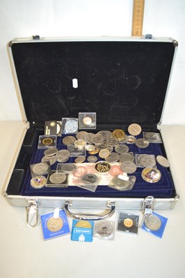 Lot 93A - A coin collectors case containing a range of...