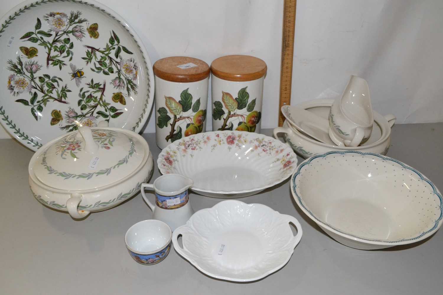 Lot 161 - Mixed Lot: Portmeirion Botanic Garden items...