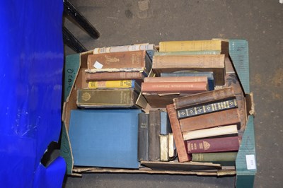 Lot 620 - Quantity of assorted books