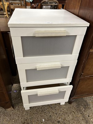 Lot 300 - Modern white three drawer chest