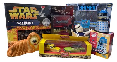 Lot 129 - A mixed lot of various film and TV toys, to...
