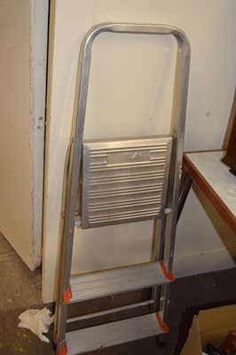 Lot 711 - folding stepladder