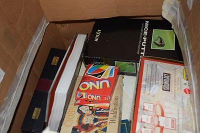 Lot 800 - Quantity of assorted games