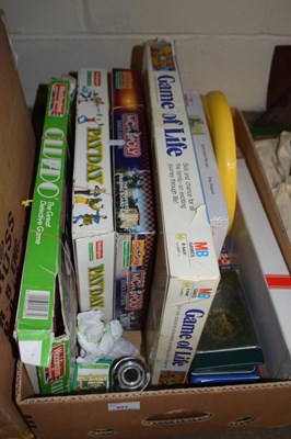 Lot 801 - Quantity of board games and others