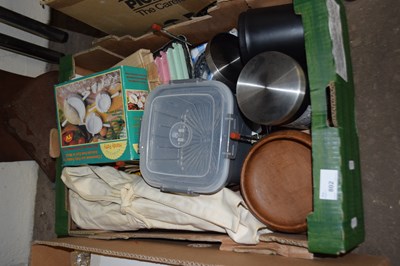 Lot 802 - Quantity of assorted household clearance items