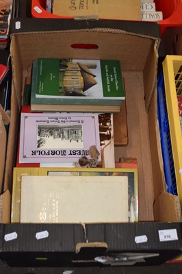 Lot 816 - Assorted books