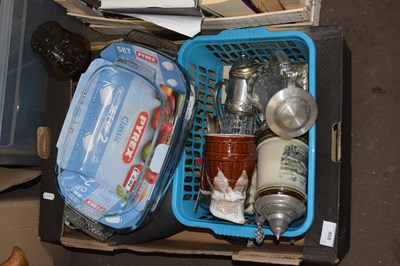 Lot 856 - Quantity of household kitchen wares, dishes,...