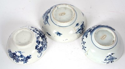 Lot 71 - Two early Lowestoft porcelain bowls with blue...
