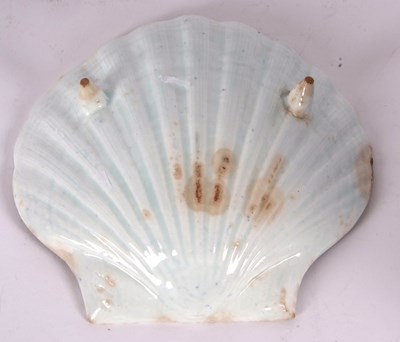 Lot 83 - A Bow porcelain pickle dish of fluted form...