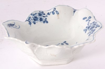 Lot 86 - A rare early Worcester pickle dish of large...