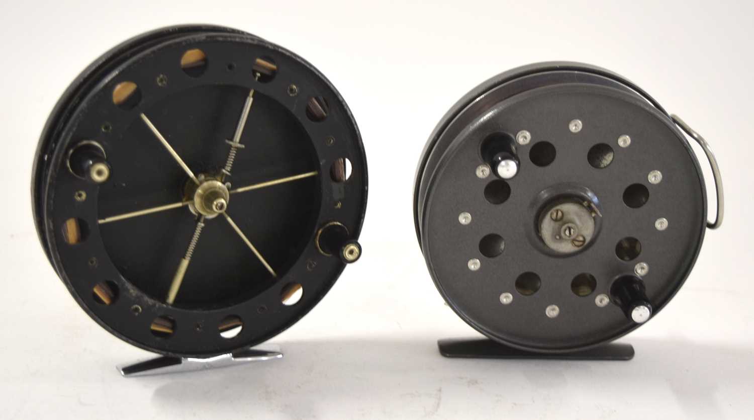 Lot 19 - Fine Match Aerial 4 ½" centrepin reel...