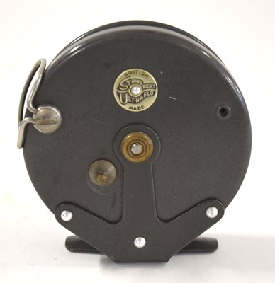 Lot 19 - Fine Match Aerial 4 ½" centrepin reel...