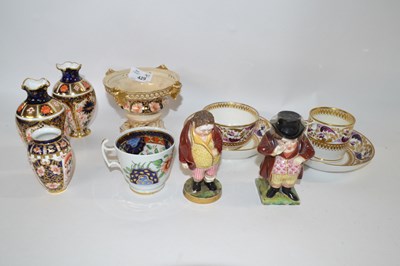 Lot 429 - A group of Crown Derby porcelain including a...