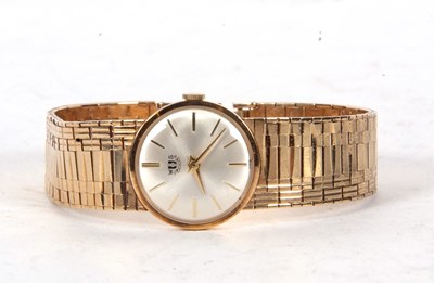 Lot 191 - A 9ct gold WS ladies wristwatch, the watch has...