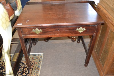 Lot 538 - A Georgian mahogany single drawer side table,...