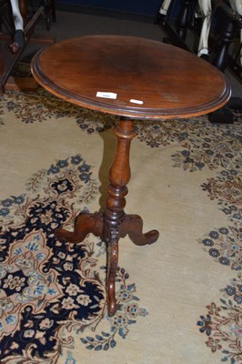 Lot 599 - A Victorian mahogany wine table with circular...