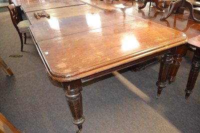 Lot 611 - A Victorian mahogany extending dining table on...