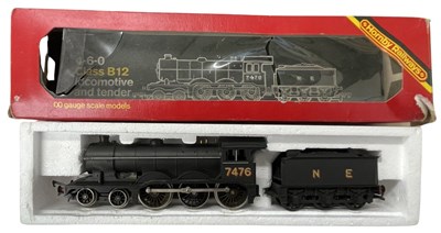 Lot 26 - A boxed Hornby 00 gauge R150 LNER 4-6-0 Class...