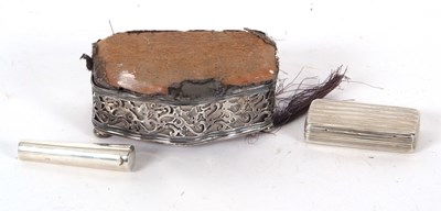 Lot 39 - Mixed Lot: An antique silver snuff box of...